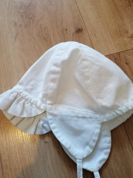 Biela čiapočka, 68