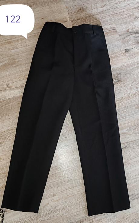 Spoločenské nohavice, 122