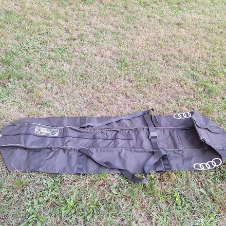 Rukávový obal na lyže audi, 