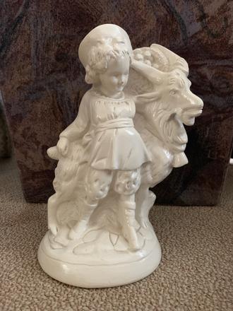 Soška / dekorácia / kozel a chlapec, 