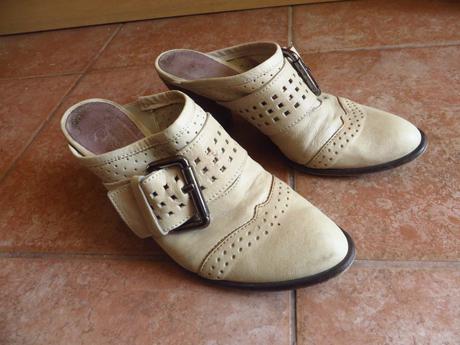 Kožené šľapky - veľ. 39, 39