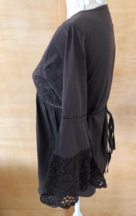 Vyšívaná tunika / blúzka s čipkovanými rukávmi, s, s