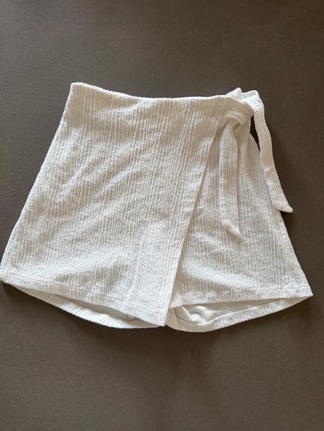 Sukňokraťase zara, reserved,146