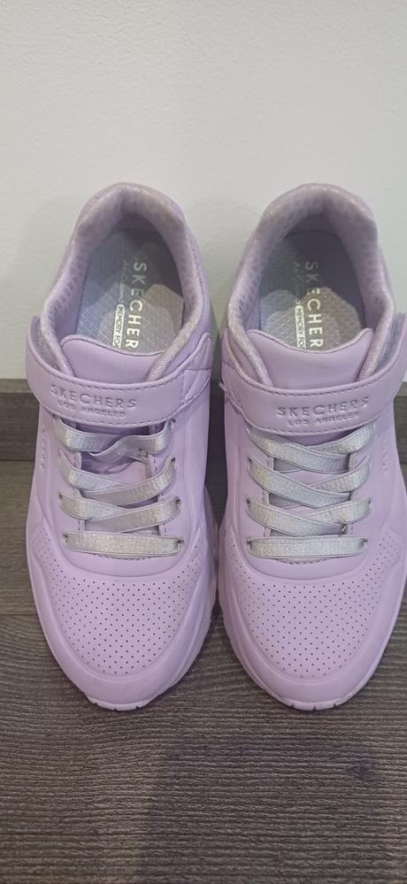 Skechers, skechers,33