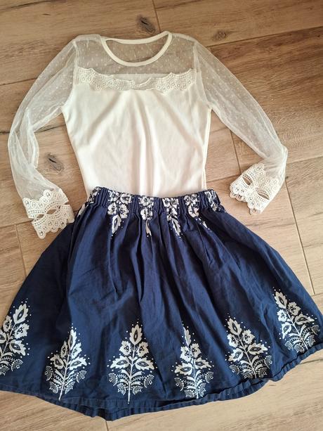 Sukna ludovy vzor folklorna, 134