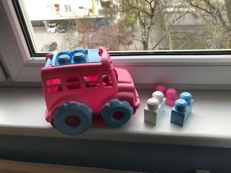 Autícko mega bloks -17x 25 x 17 cm, 