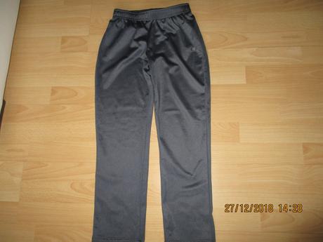 Tepláky, domyos,140