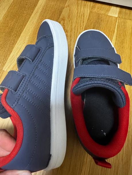 Adidasky, adidas,32