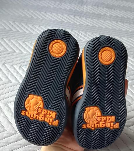 Tenisky pinguins, 19