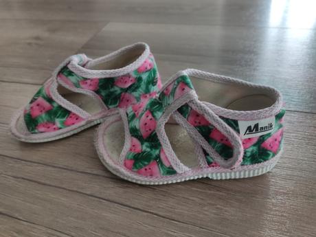 Papučky, manik,20