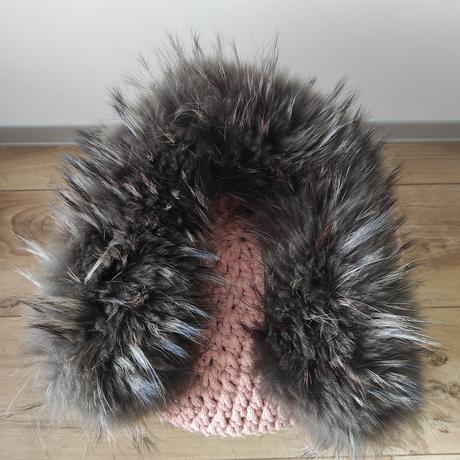 Prava kozusina na golier, 