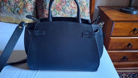 Tmavomodrá kabelka coccinelle, coccinelle