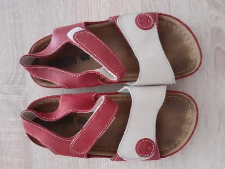 Detske sandale, 32