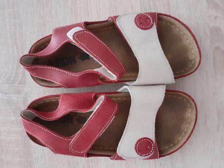 Detske sandale, 32