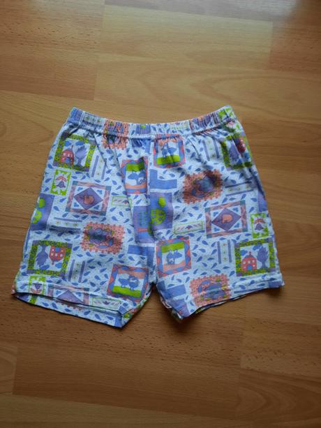 Dievčenské šortky, 110