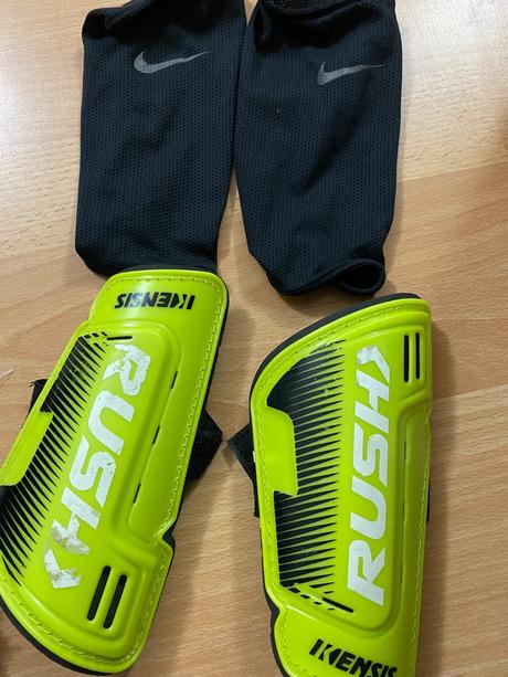 Futbalové chrániče xs, 
