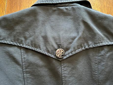 Elegantný kabátik/trenčkot guess, guess,xs