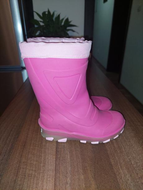 Zateplené blikajúce gumáky, 25