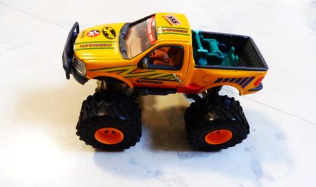 Jeep 3 ks,