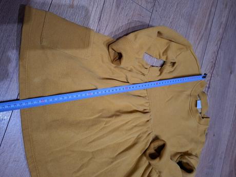 Krasna mikinka, next,110