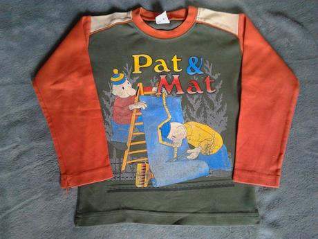 Dve rozpravkové mikinky, 128