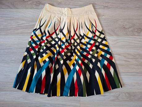 Skladaná sukňa, veľ. m, 38