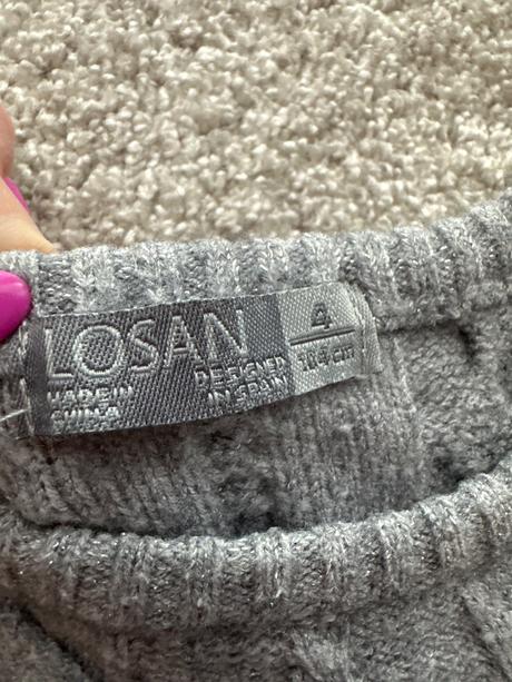 Sveter, losan,104