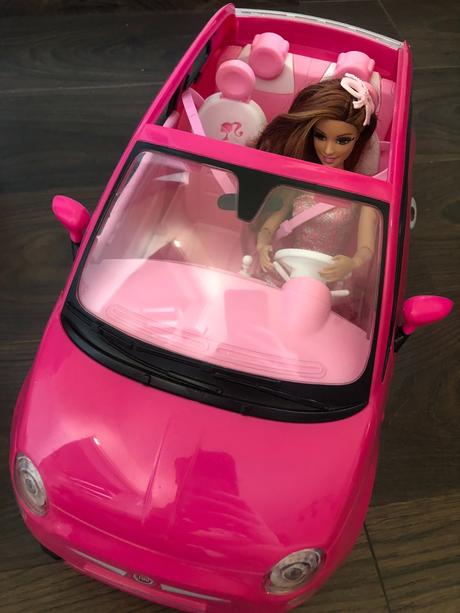 Luxusný barbie domček s najkrajšou barbie zbierkou, 