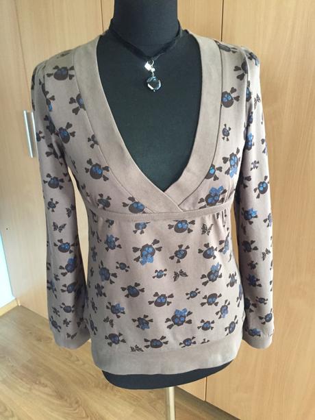 Teplakova mikina s výstrihom, 40