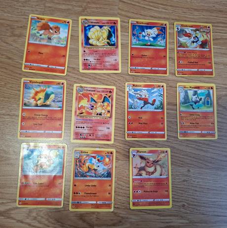 Pokemon karty 132ks, 