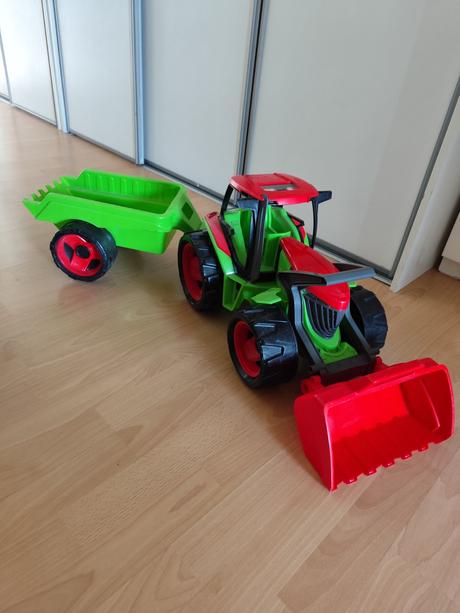 Traktor s vlečkou, 