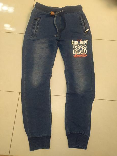 Teplákové rifle, 134