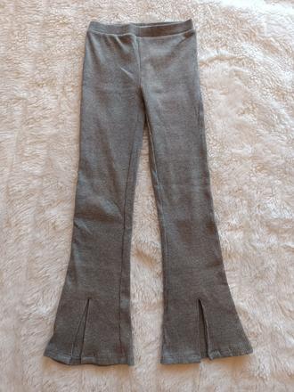 Nove leginy reserved, reserved,134