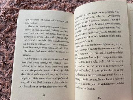 Milá ijeawele aneb feministický manifest v patnáct,