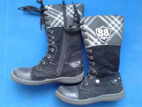 Dievčenské čižmy, 28