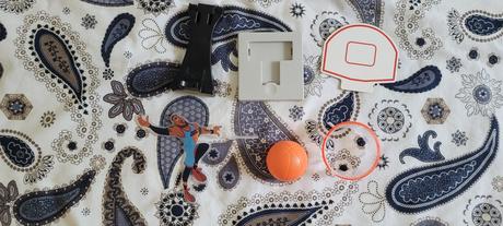 Hracka z mcdonald's,