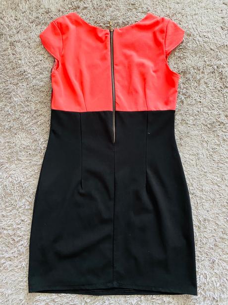 Spoločenské šaty, m