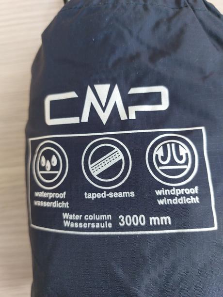 Bunda v tašticke, cmp,140