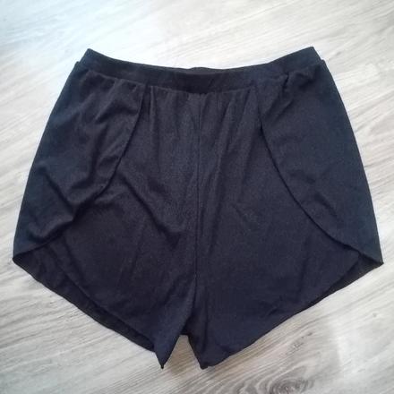 Šortky, xl