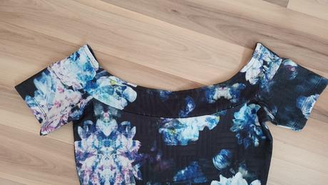 Úzke kvetované šaty, atmosphere,34