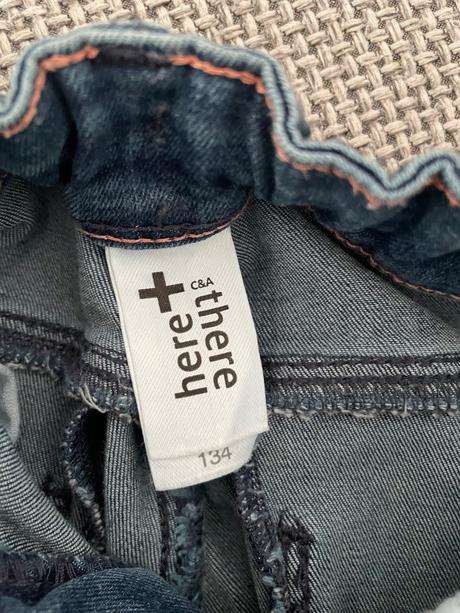 Dievčenské rifle v. 134, c&a,134