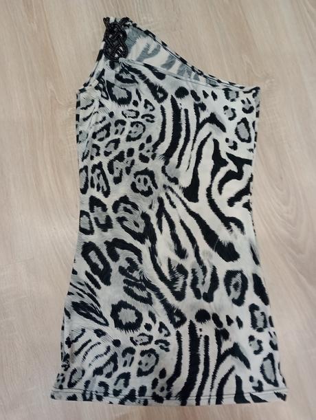 Perfektný top/tunika na jedno rameno, m