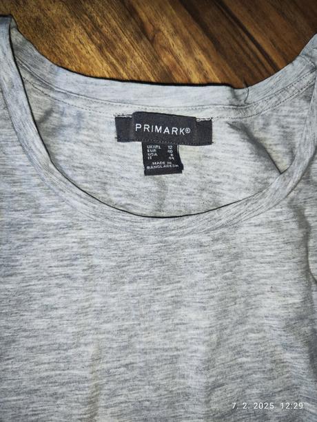 Šedé trickove šaty, m