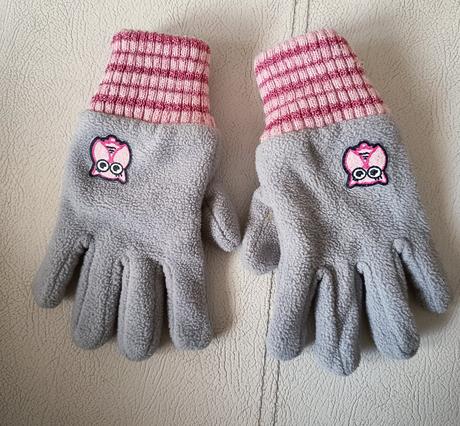 Teplé rukavice, 116