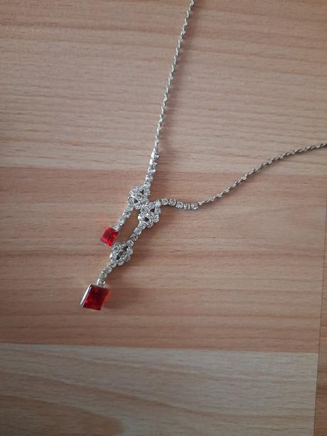 Set náhrdelník a náušnice,