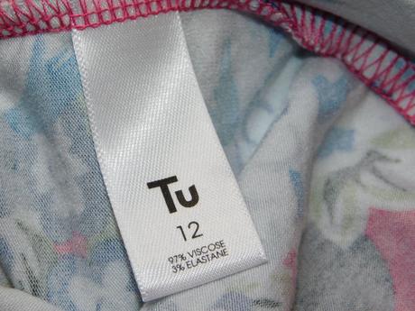 Pekne letne šaty, 38