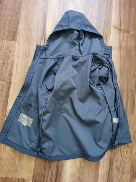 Prechodná bunda, 164