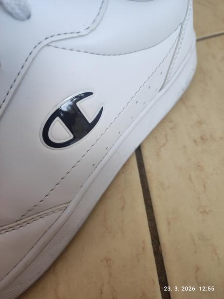 Ako nové, champion,44