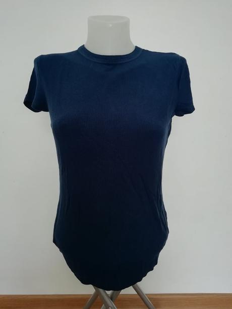 Tmavomodré tričko, l