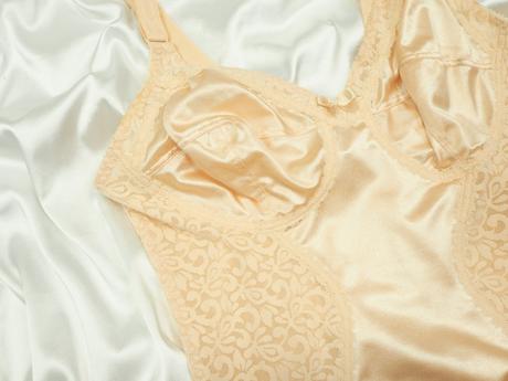 Kvalitné béžové body naturana, naturana,85b